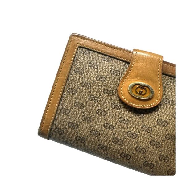 Vintage Gucci GG Kisslock Wallet - Picture 4 of 9